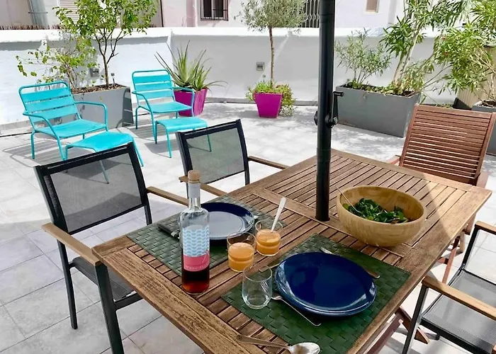 Heart Of Trendy Area Of Russafa With Lovely Terrace ! Au Coeur De Ruzafa Avec Belle Terrasse !