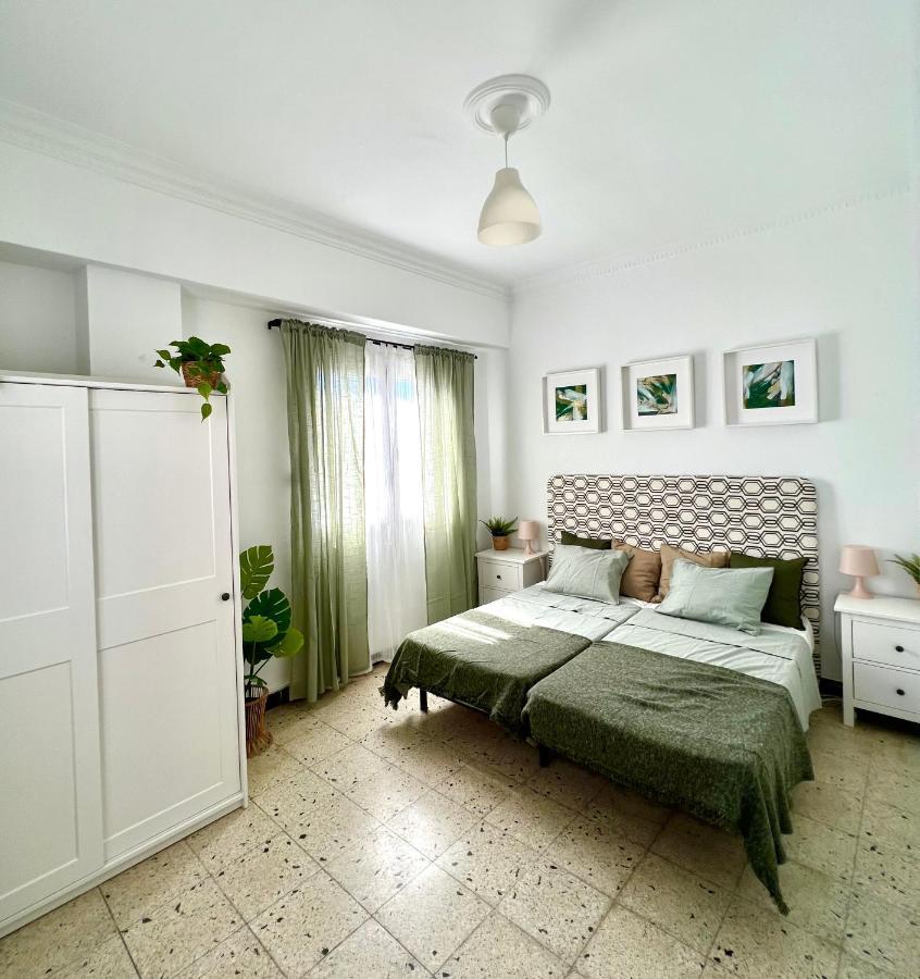 Big Spacious Penthouse Next To The Sea Apartment Valencia