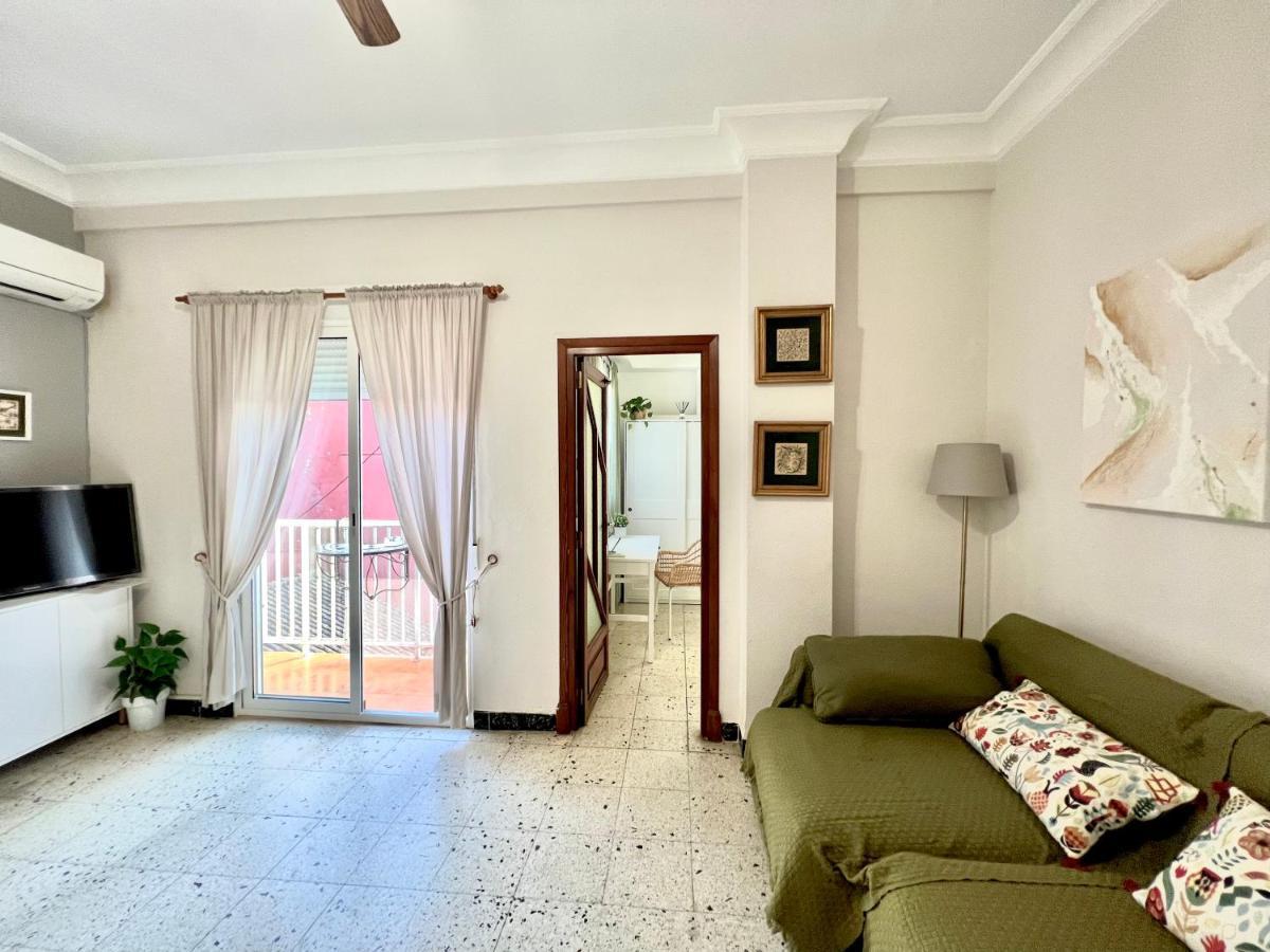 Big Spacious Penthouse Next To The Sea Apartment *