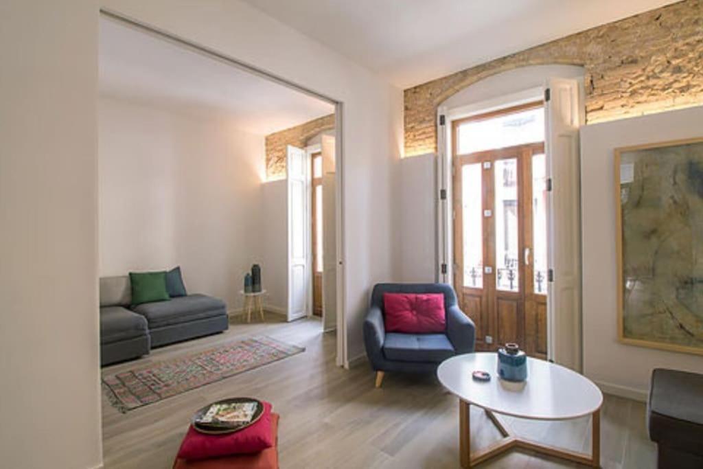 Heart Of Trendy Area Of Russafa With Lovely Terrace ! Au Coeur De Ruzafa Avec Belle Terrasse ! Apartamento