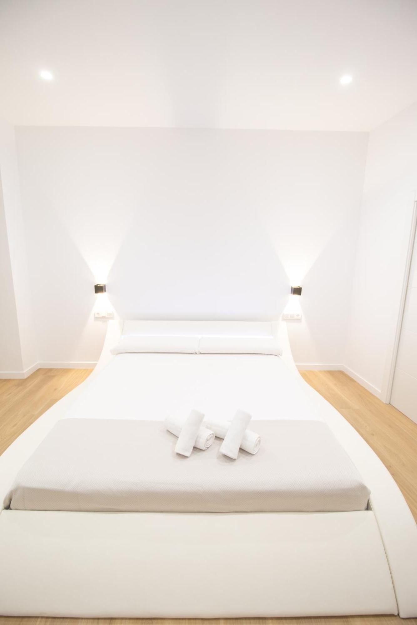 Bedtime By Concept Flats Apartment
