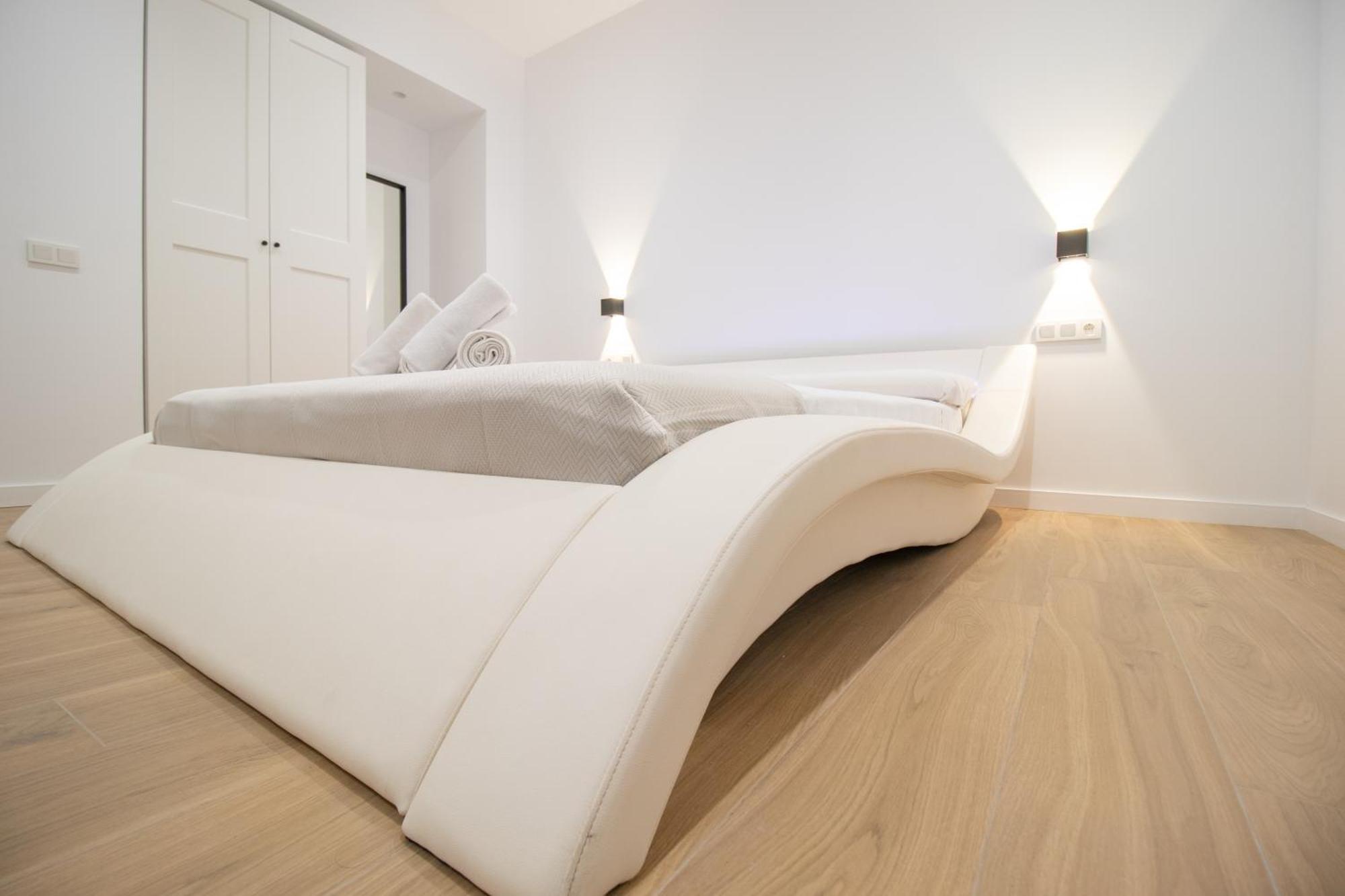 Bedtime By Concept Flats Apartment