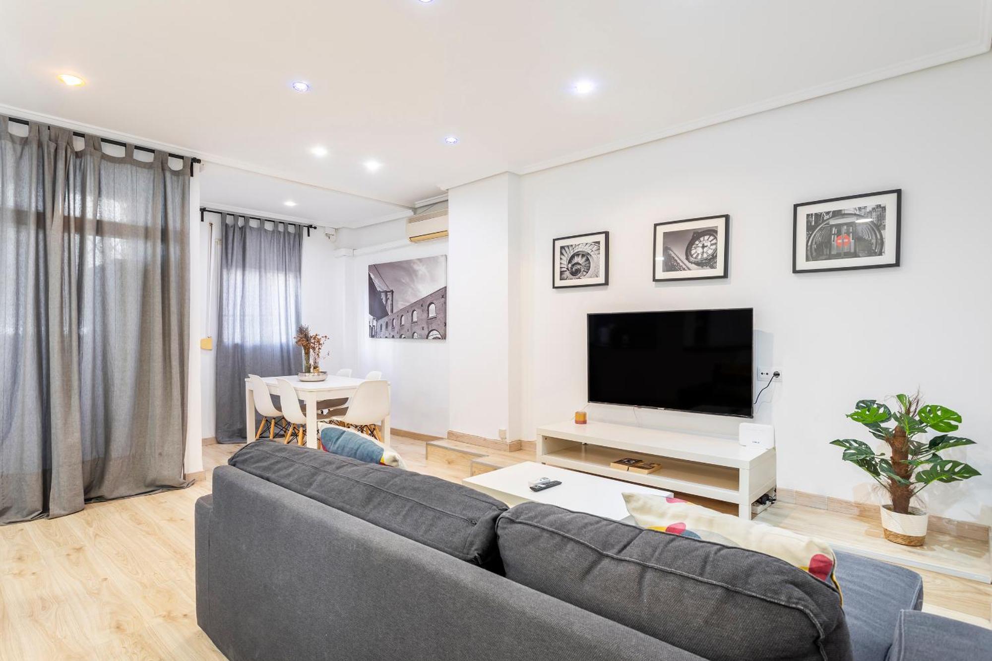 Centrico, 2 Habitaciones, Confort Ascensor,wifi Ac Valencia