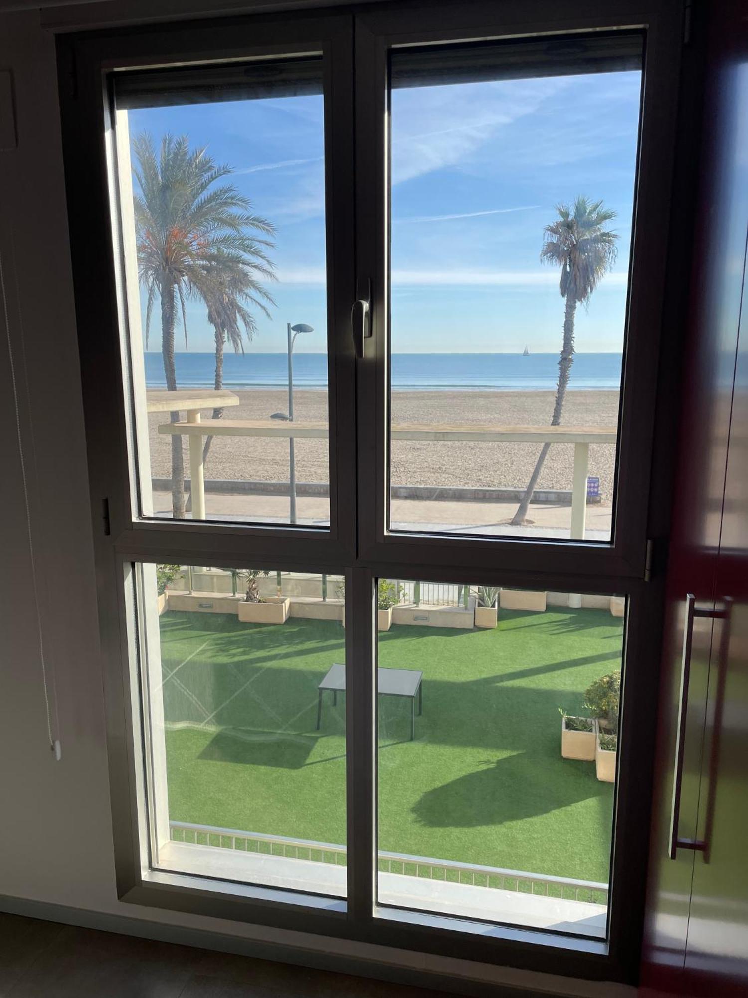 Apartamento Primera Linea Playa Patacona,