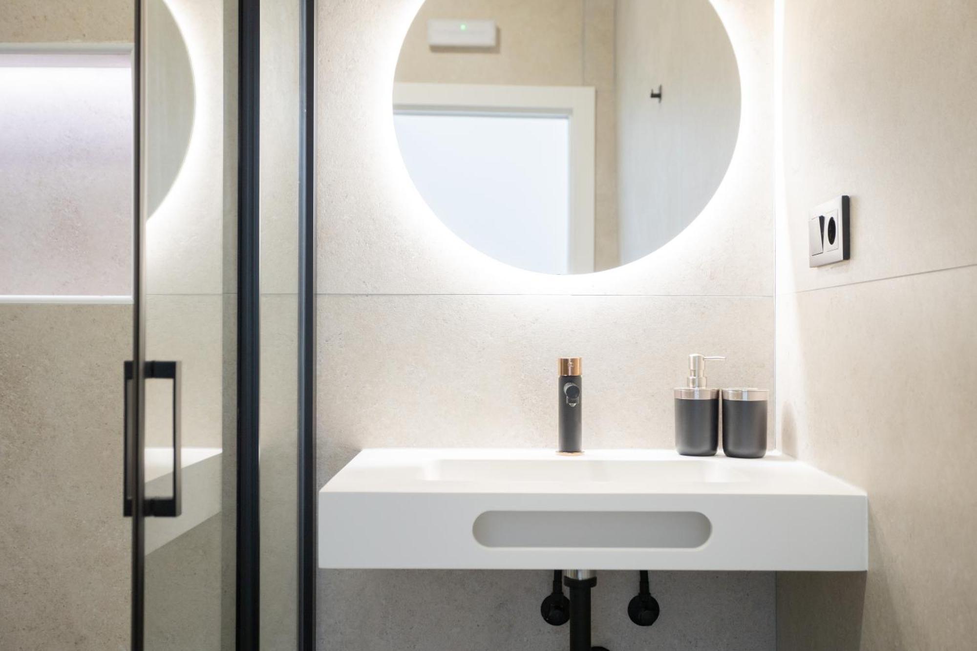 Apartamento Flats-elegante, Junto Al Roig Arena