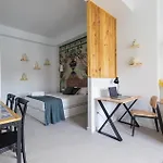 Florit Flats - Traditional Valencia Ceramic Apartments, Bicycles For You!