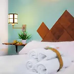 Catedral Apartments