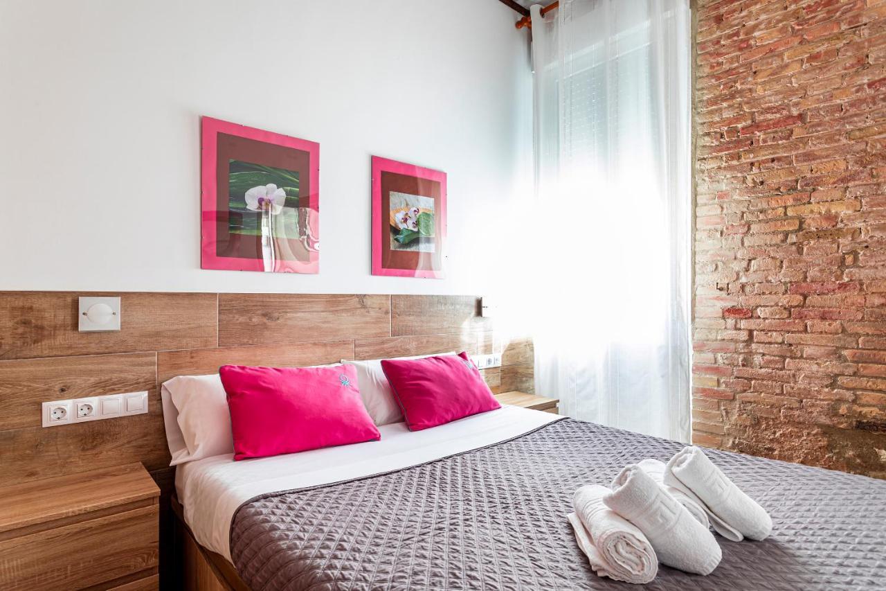 Flats Piera Center Apartment *