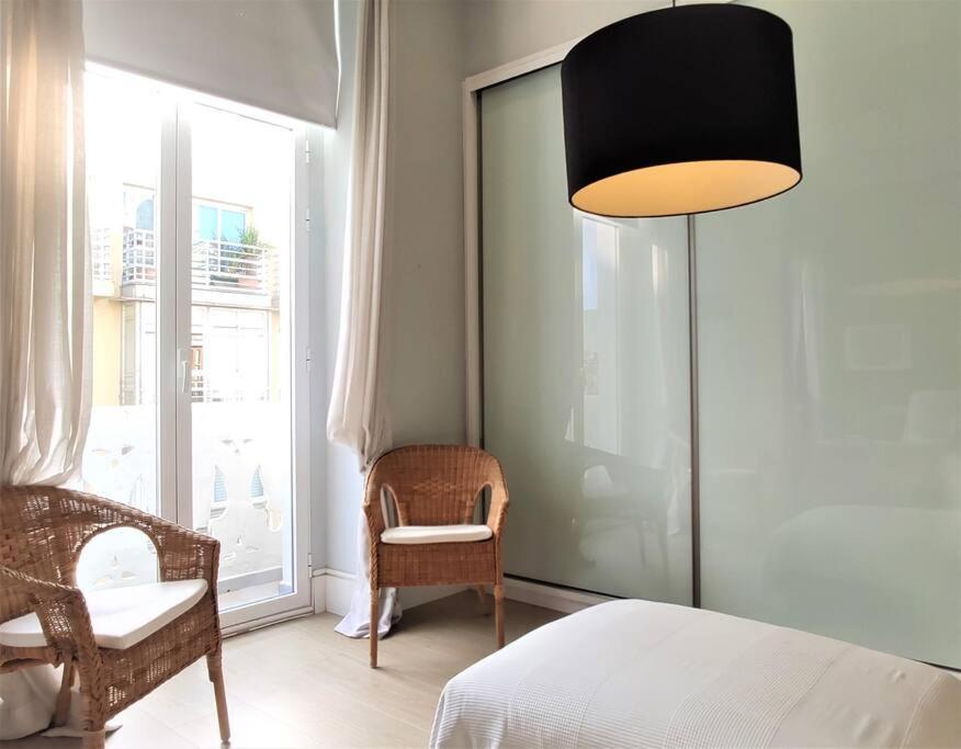 De Lujo Frente Al Mercado Colon. Only Adults Apartamento *