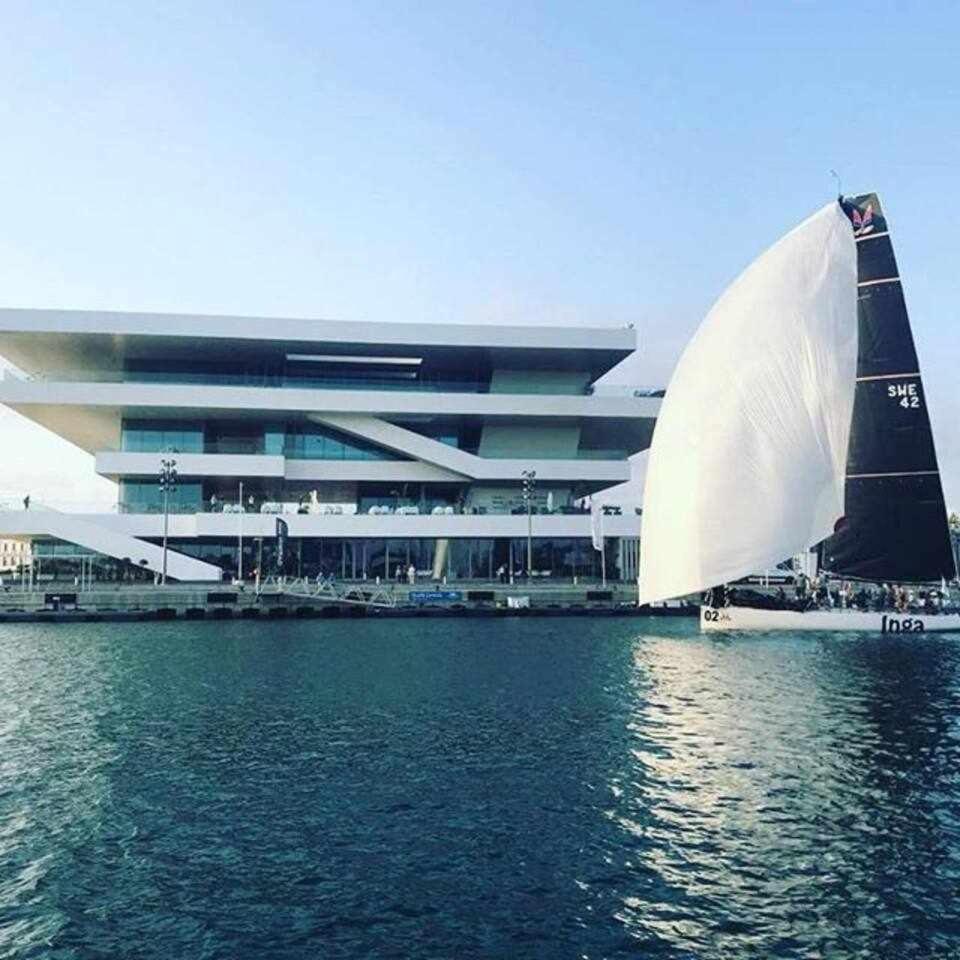 En Ciudad De Artes Y Ciencias Apartamento