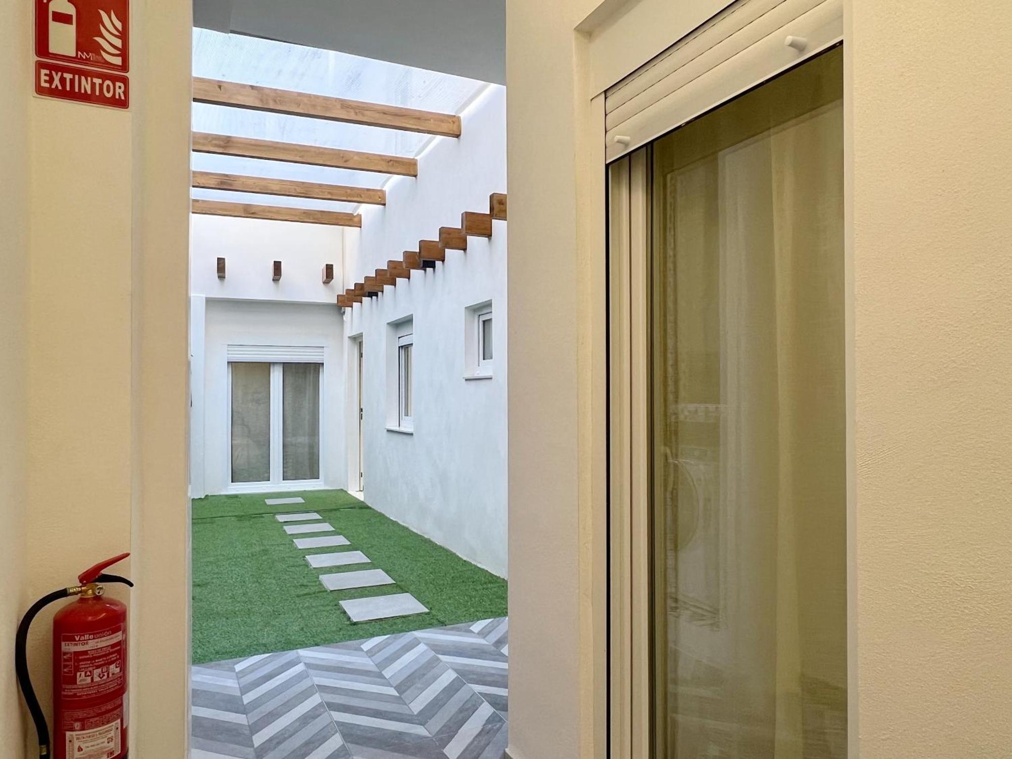 Apartamento Encantador Vigas De Madera