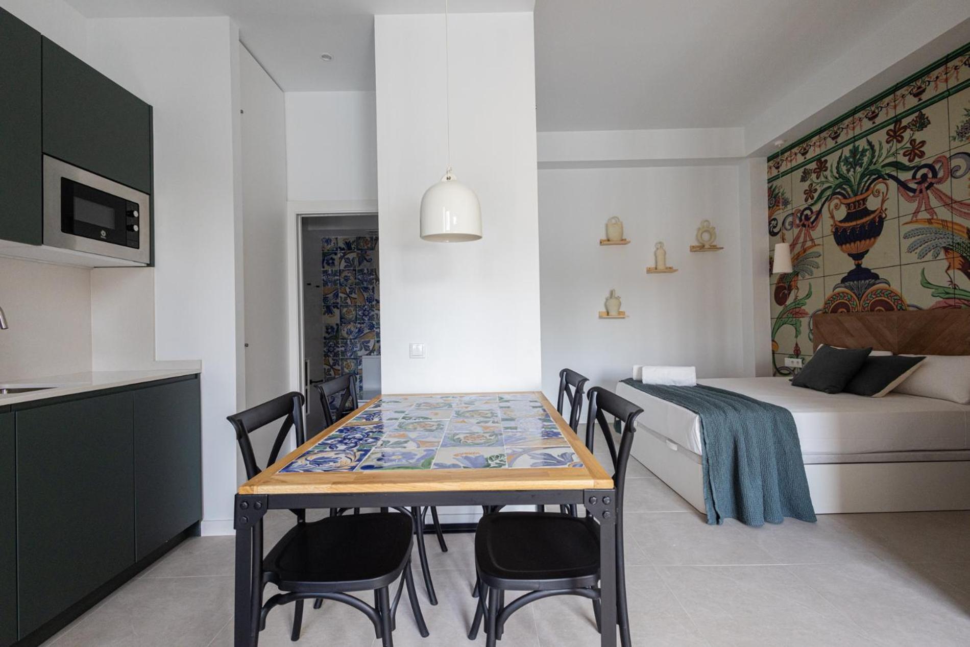 Apartment Florit Flats - Traditional Valencia Ceramic Apartments, Bicycles For You!