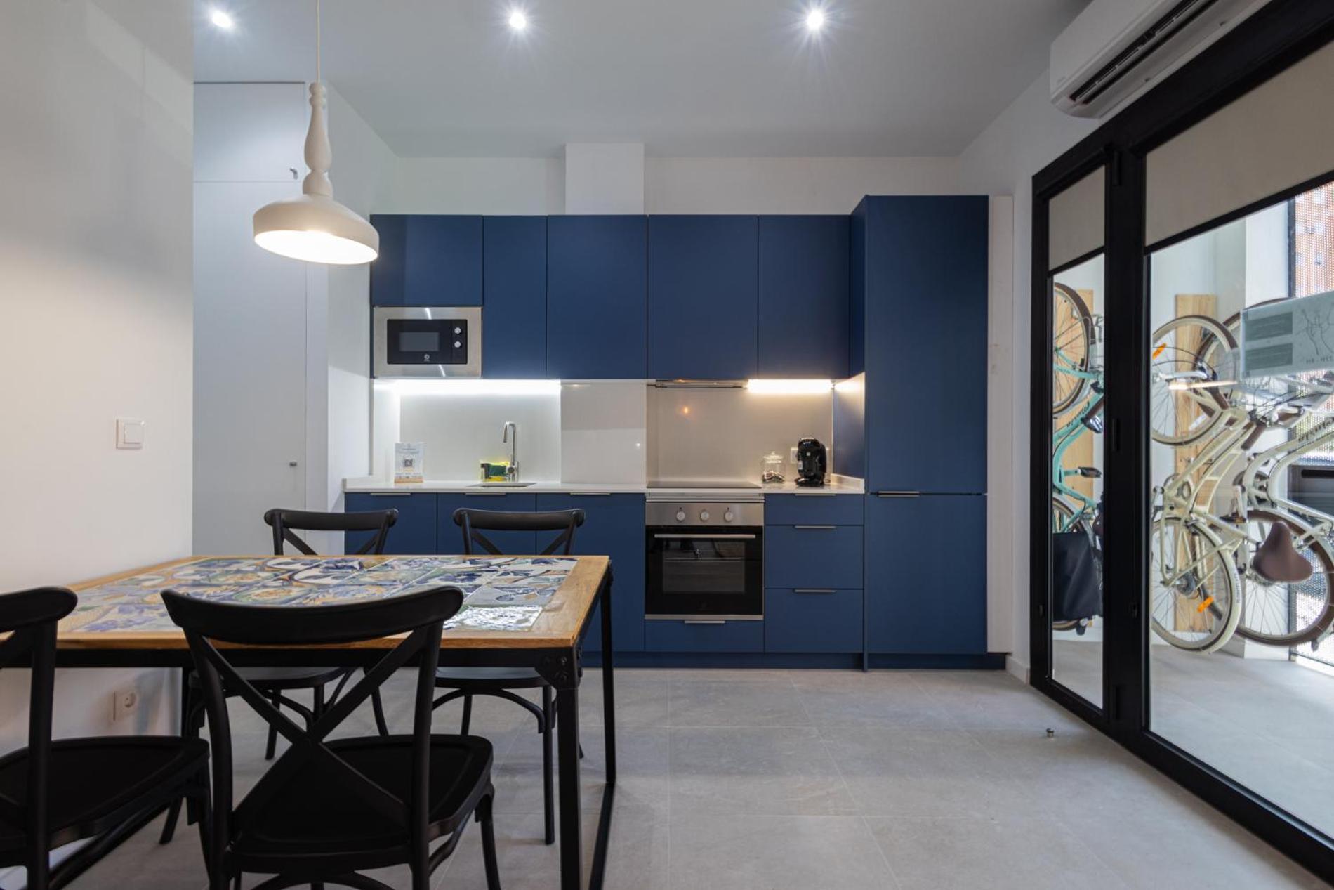 Florit Flats - Traditional Valencia Ceramic Apartments, Bicycles For You! * Valencia