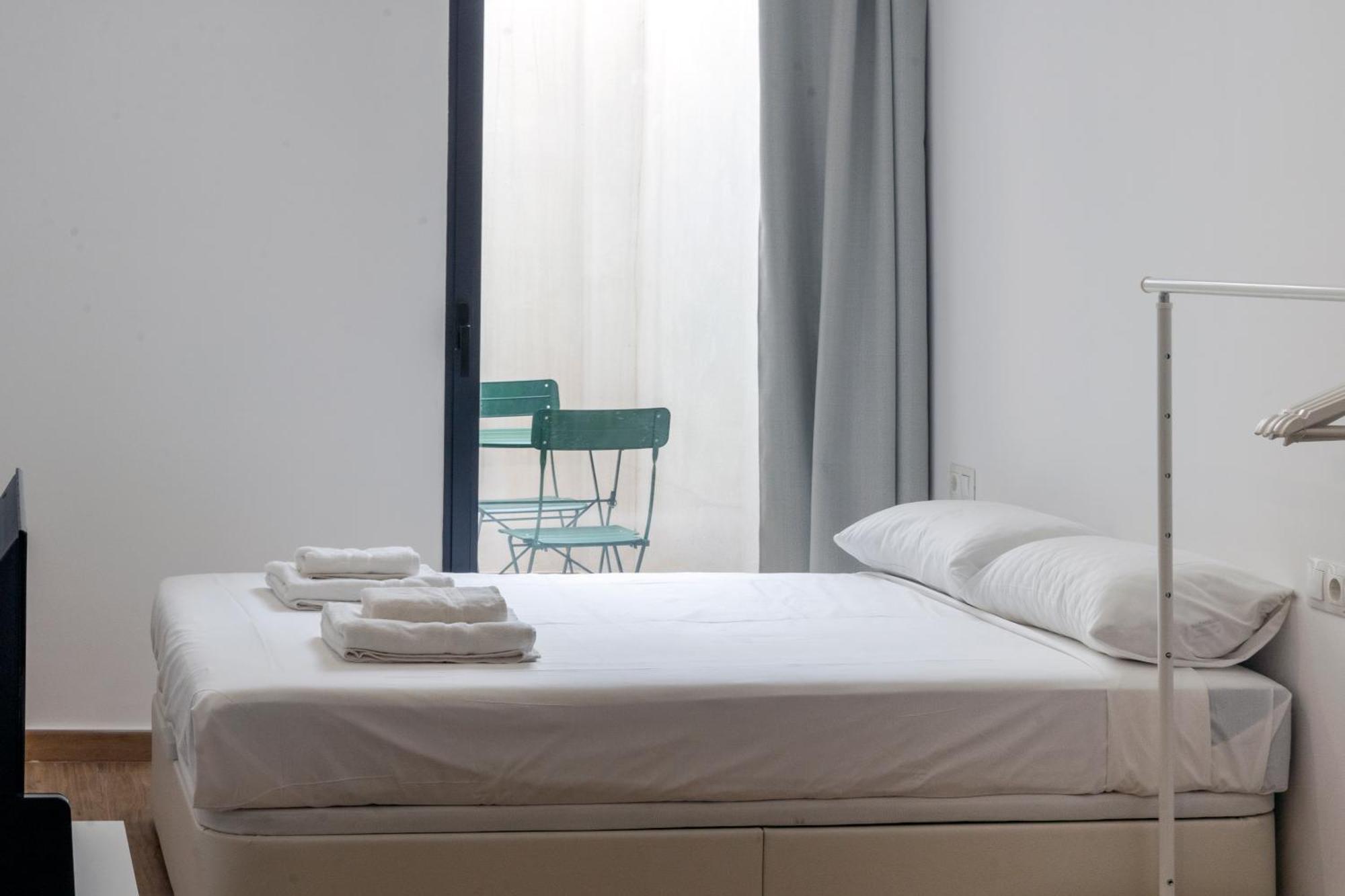 Vlc Host- Fray Pedro Bed and breakfast Valencia