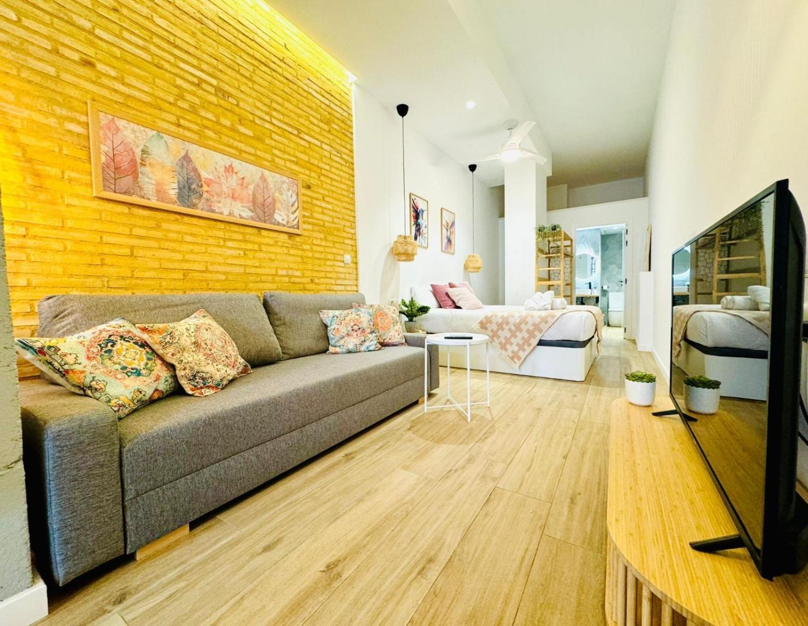 Dorado Cabanyal - Luxury Beachside Charm Valencia