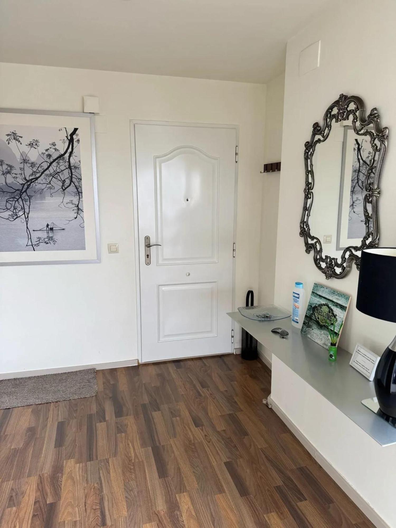 Spacious In With Sea View - 160 Sqm Apartamento