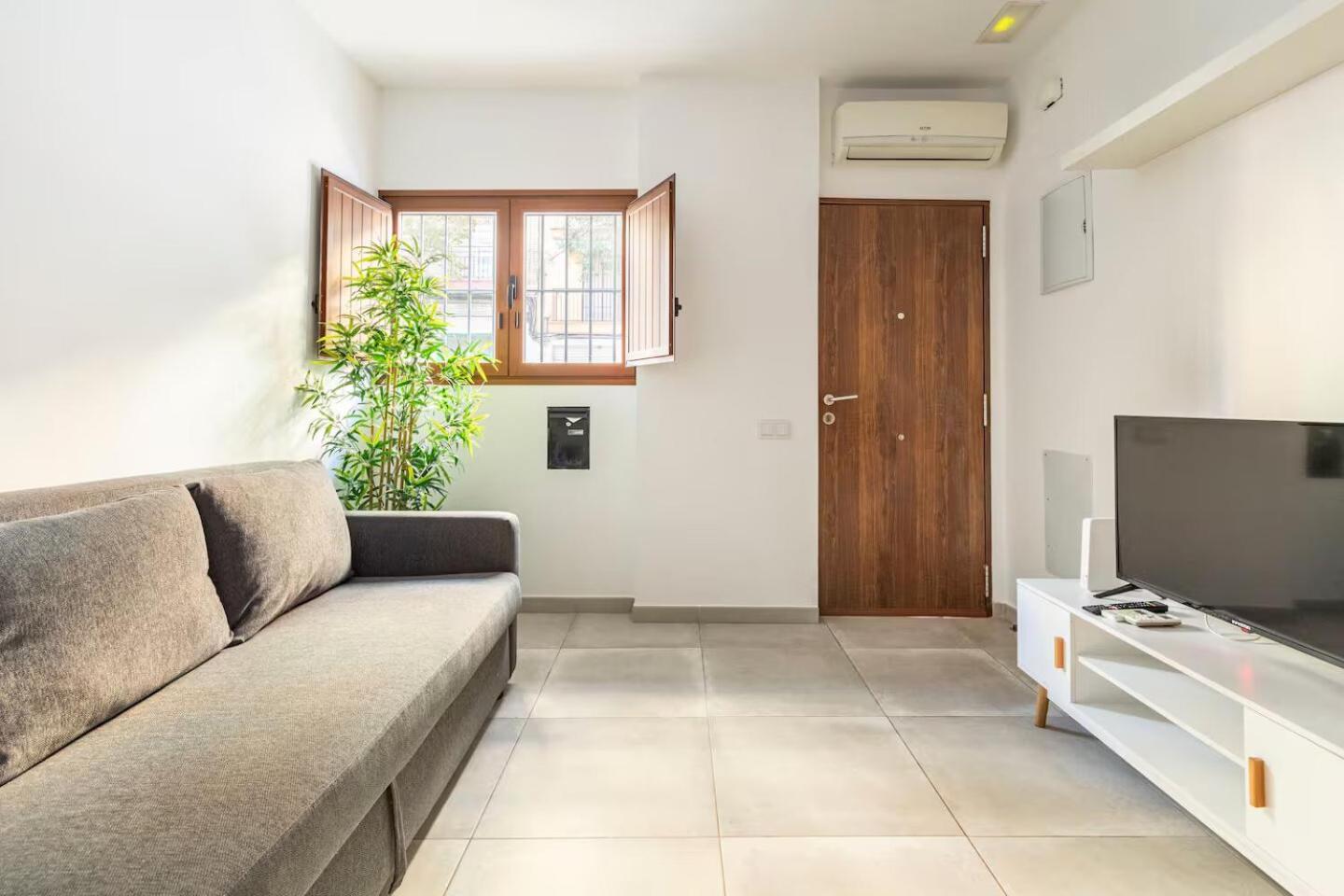 Vivienda Junto A Ruzafa / 6 Pax Apartamento