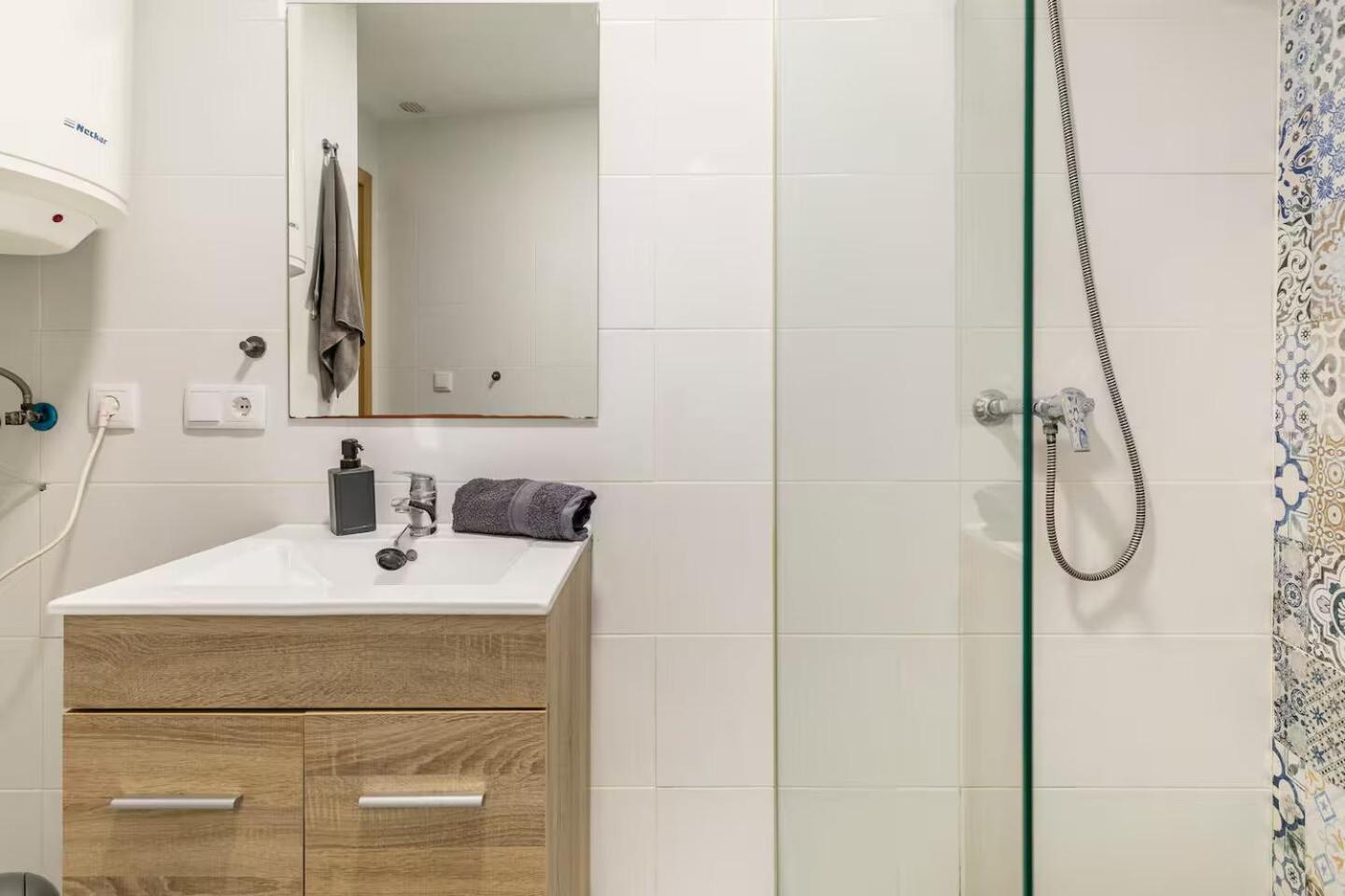 Apartamento Vivienda Junto A Ruzafa / 6 Pax *