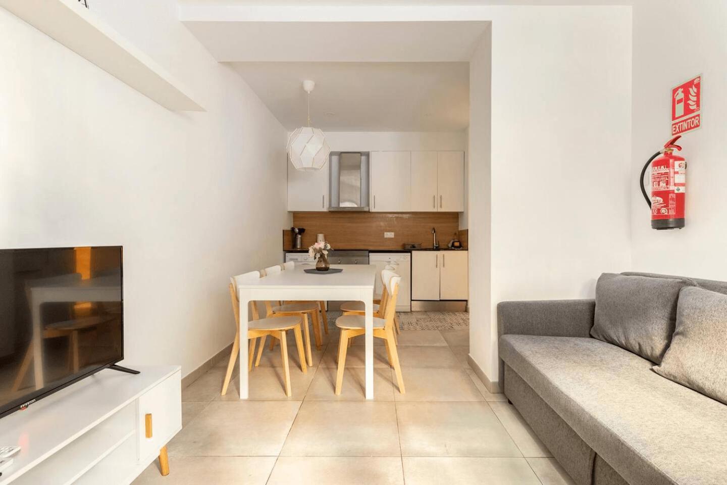 Apartamento Vivienda Junto A Ruzafa / 6 Pax *