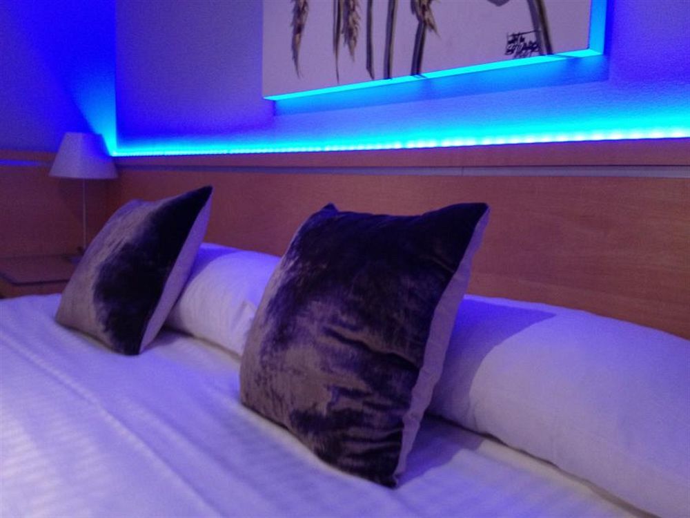 & Co. J. Botanico Boutique 3* Valencia