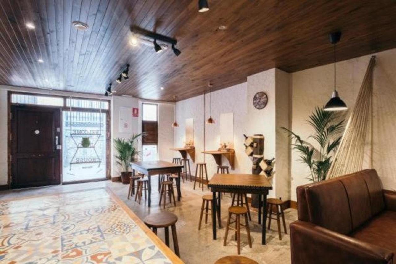 Buho House Aparthotel *