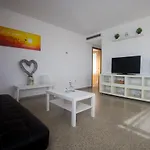 Front Sun Beach Apartment