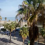 Front Sun Beach Apartment