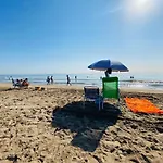 M & B Beach Apartment
