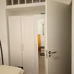 Alquilo Habitacion Individual Con Aseo Privado Solo Chicas, Only Girls