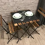 Pequeño Apartamento con Mini Piscina (Temperatura ambiente)