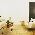 Cozy Modern Loft Ciudad Las Ciencias