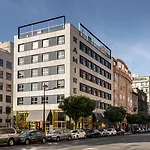 Ramirez Flats Valencia