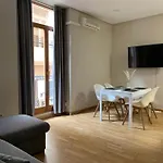 Plaza Ayuntamiento Apartment