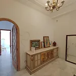 Entre La Estacion Y El Ayuntamiento