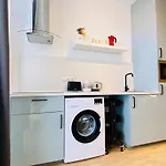 Apartamento En Cabanyal A: Encanto Y Diseno Junto A La Playa