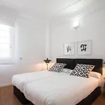 Valencia Luxury - Boutique Center