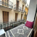 Cozy apartment in Valencia center