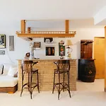 Chalet, Villa Rodeada De Naturaleza Piscina A Doce Klm De Valencia Y 7 Del Aeropuerto