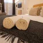 Florit Flats - The Pitiusas Rooms