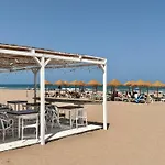 Valencia Beachfront Home 22