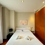 Moderno Apartamento En La Plaza Del Tossal