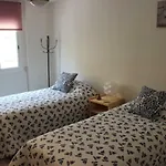 Lo\'S Beach Apartment