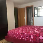 Amplio y Comodo Apartamento con parking