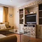 Florit Flats - Cozy 2 Bedroom Apartment By The City Of Arts And Science