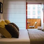 Florit Flats - Cozy 2 Bedroom Apartment By The City Of Arts And Science
