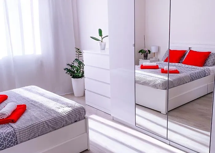 Rooms On Valencia Beach