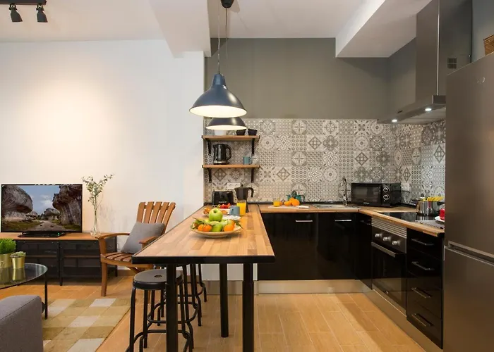 Singularstays Marina