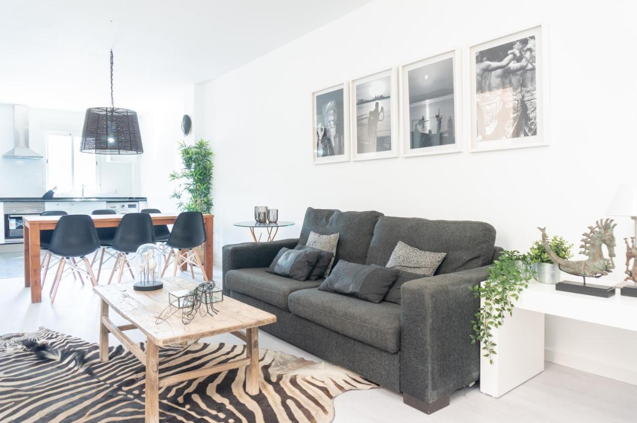 Luxury - Boutique Center