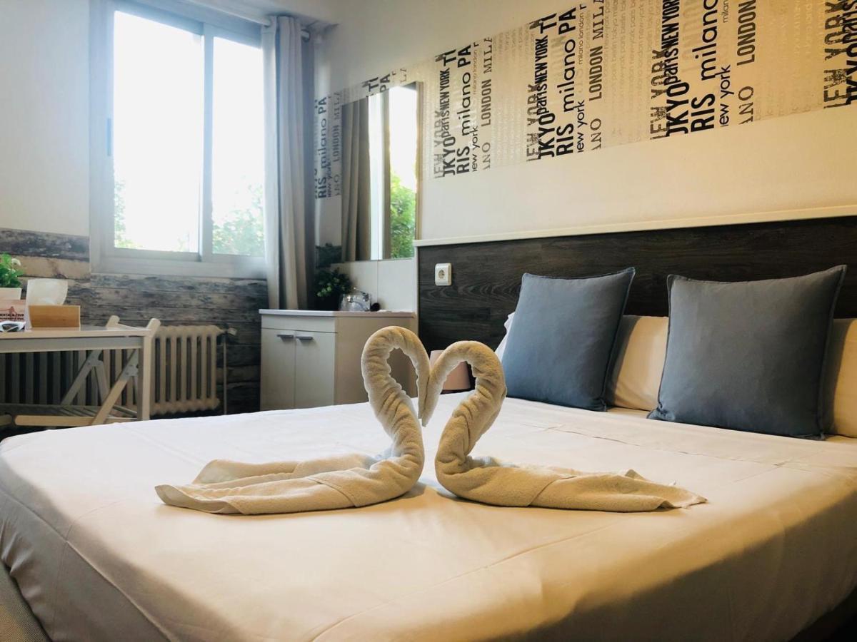 Suits You: Adults-only Centro Historico With Auto Check-in Hotel 2*