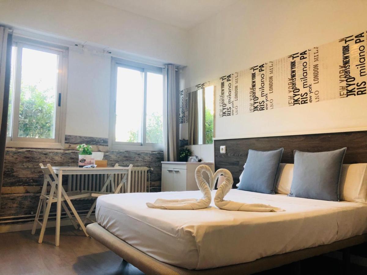 Suits You: Adults-only Centro Historico With Auto Check-in Valencia